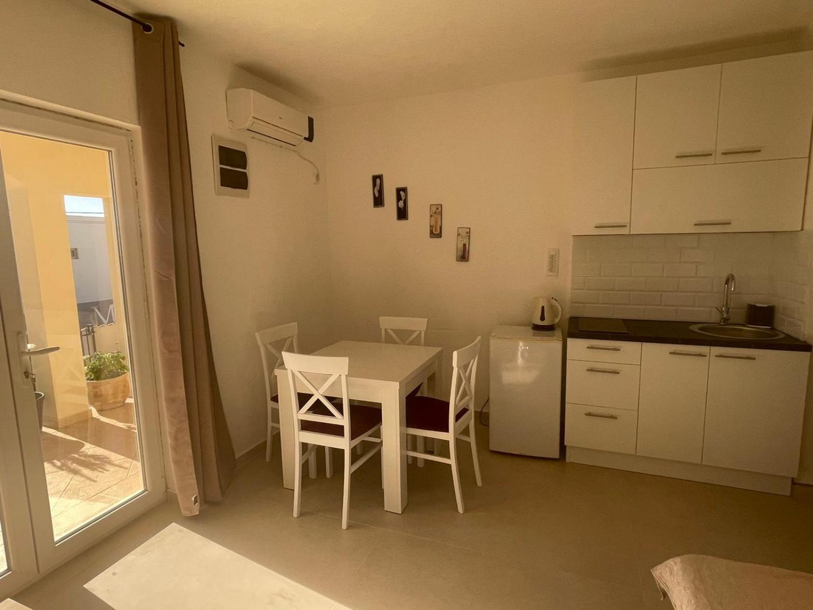 Talija Apartments Krimovica Budva Habitación foto